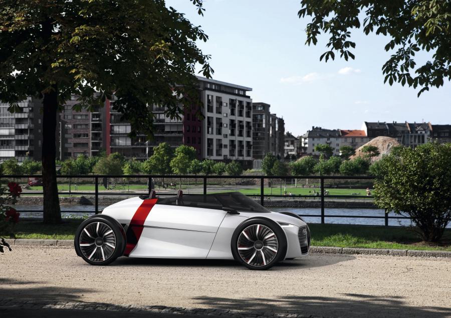  Audi Urban Spyder Concept 2011 года  (фото 22 из 37)